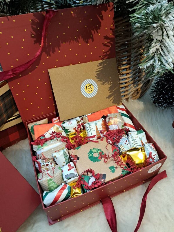 MERRY CHRISTMASBOX 13