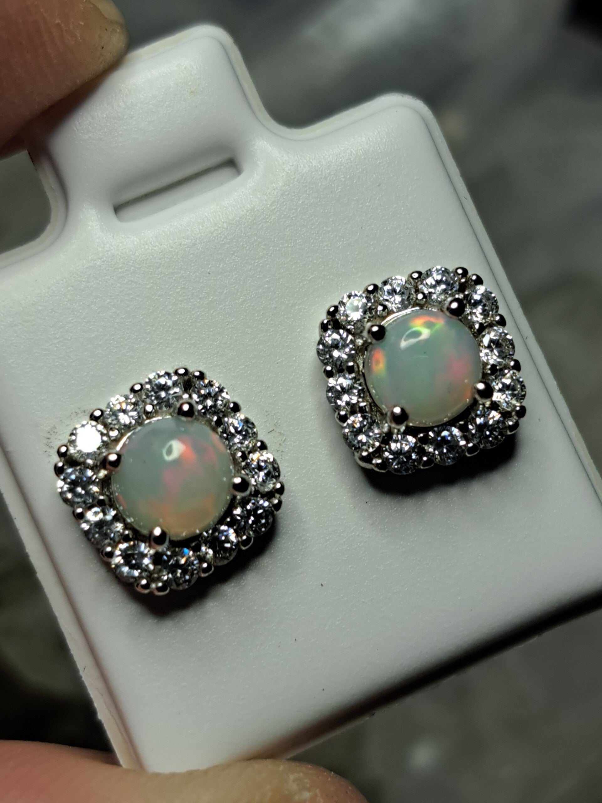 Welo Opaal met Moissaniet Oorbellen