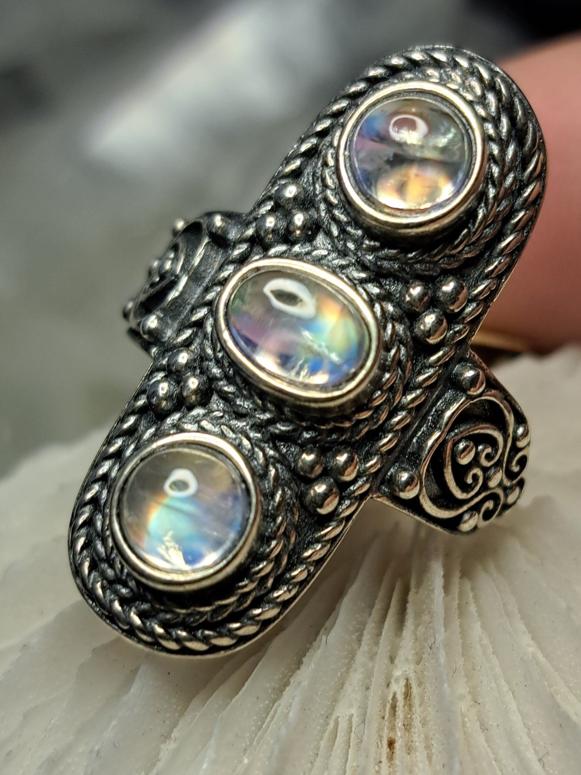 Madagaskar Maansteen Ring Maat 17,5