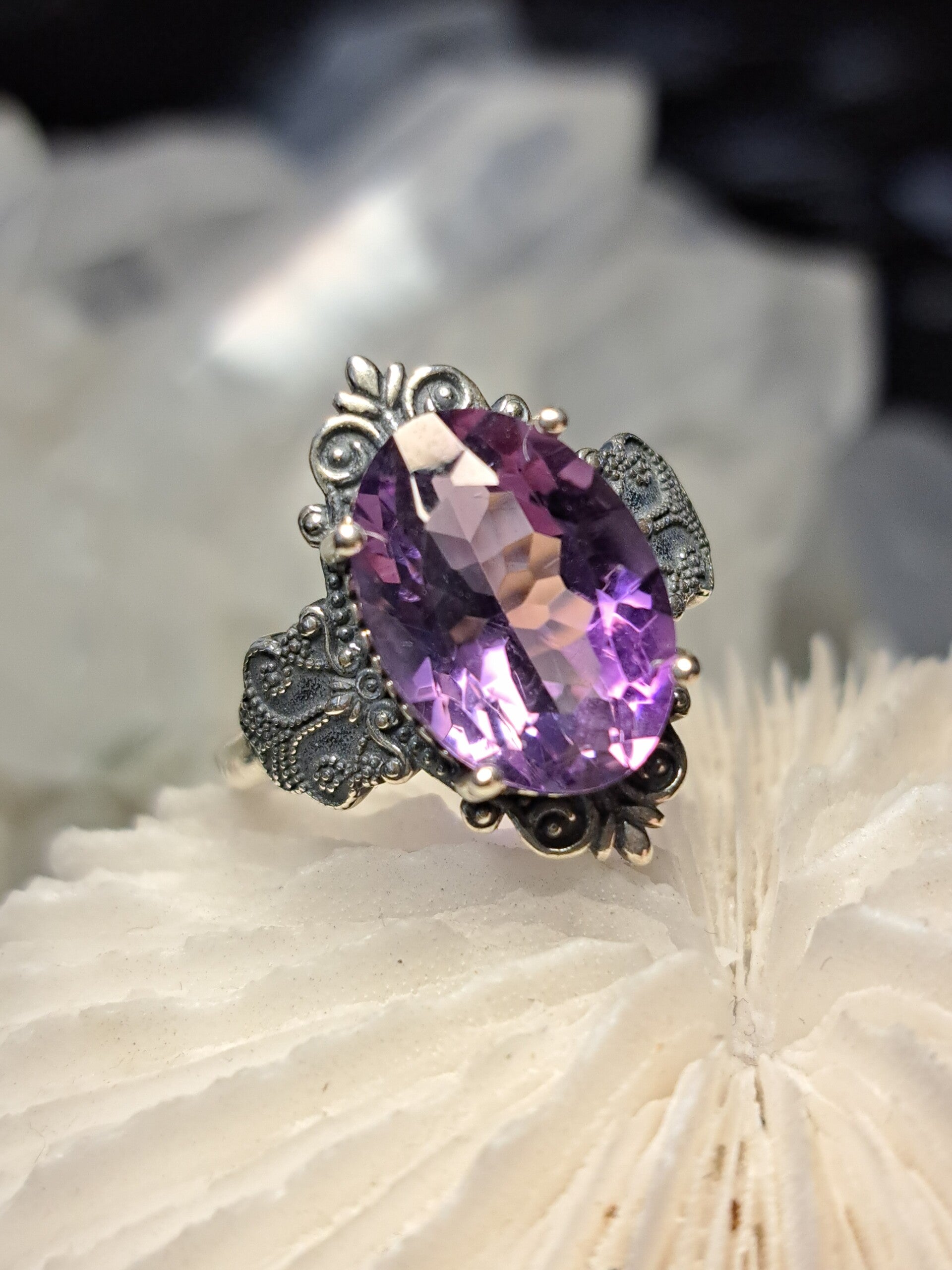 Amethist Ring Maat 18