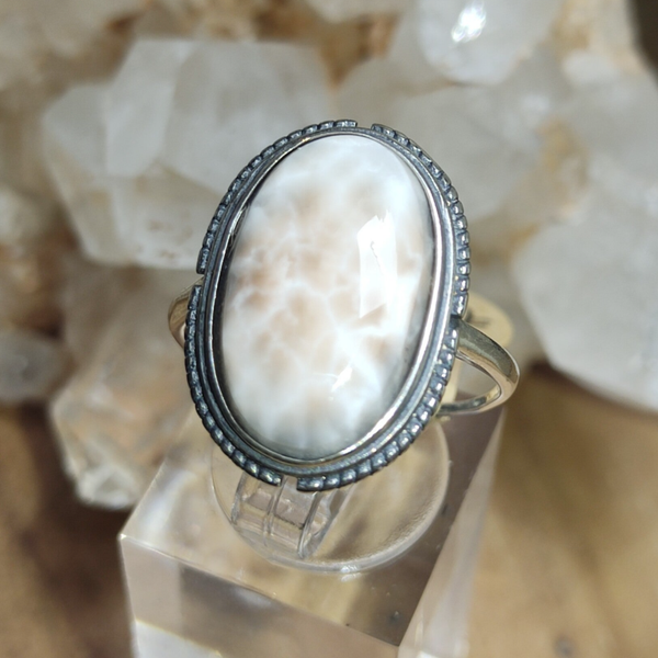 Natroliet Ring Maat 18,5