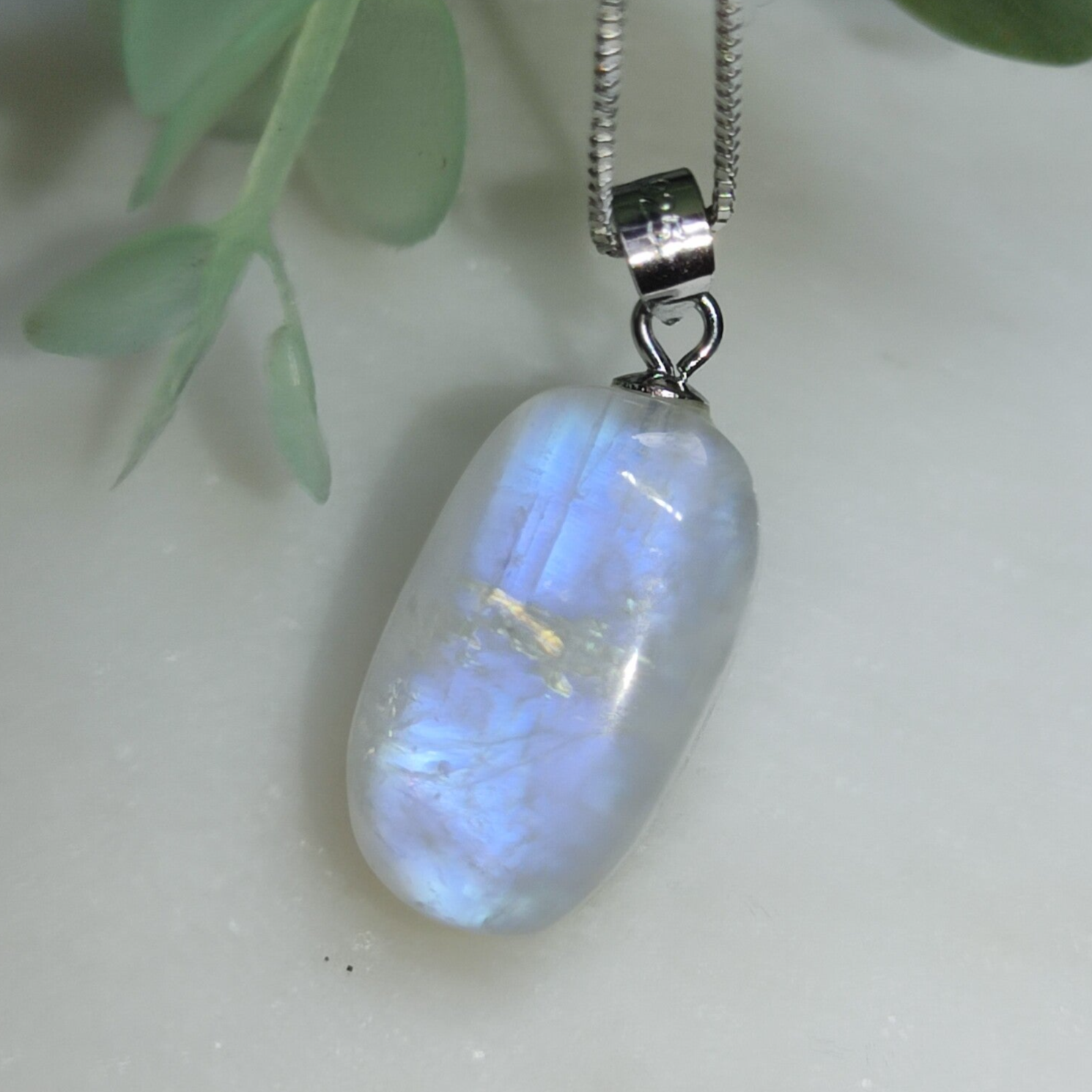 Maansteen Hanger Zilver