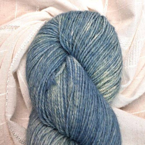 Alpaka Hellblau