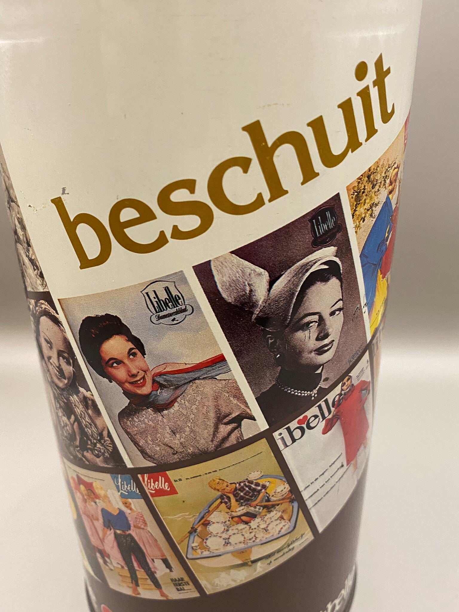 Beschuitbus Libelle van Verkade