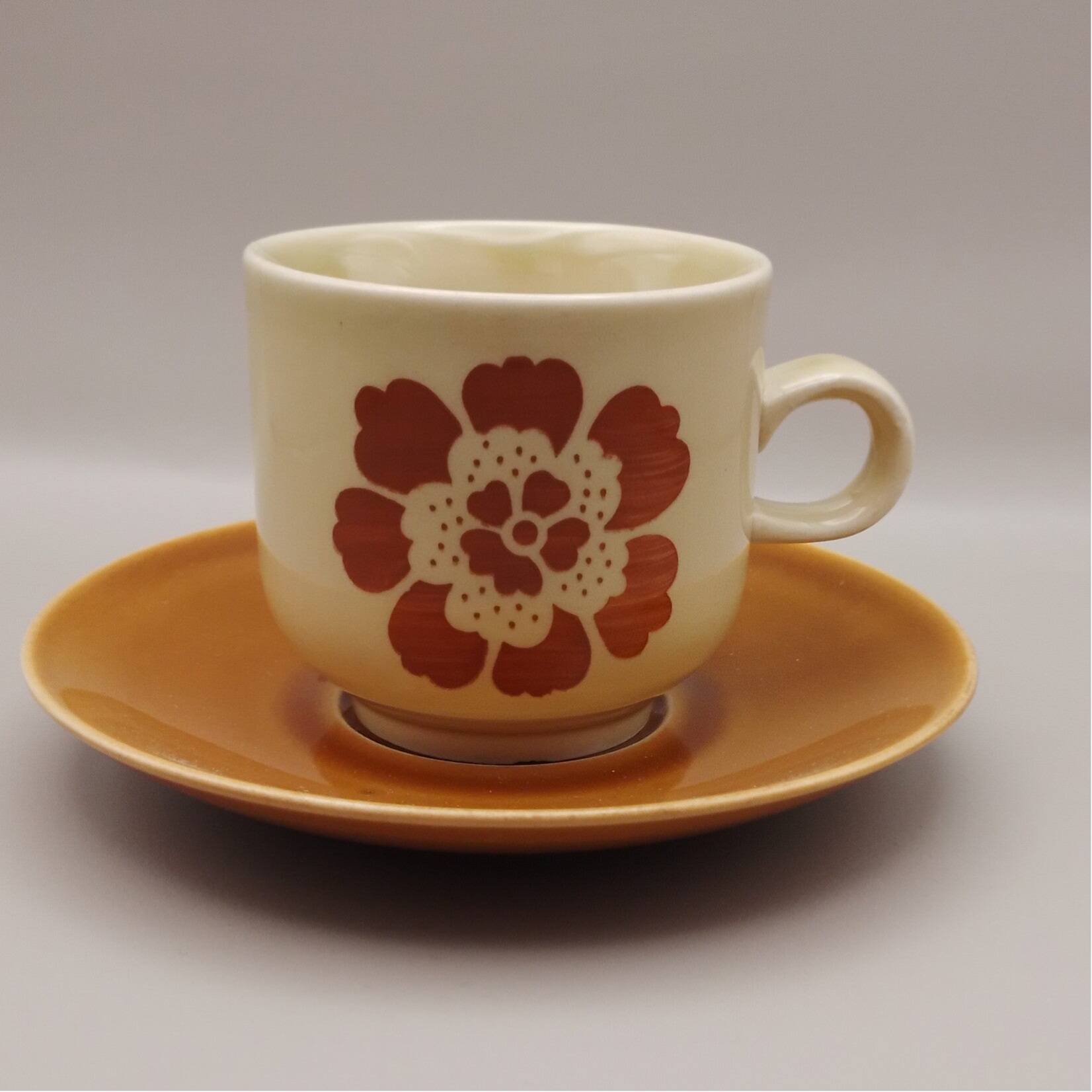 Kop en schotel bloem Colditz