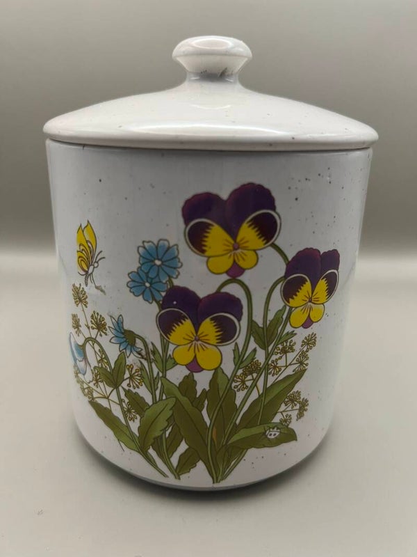 Wilde bloemen voorraadpot