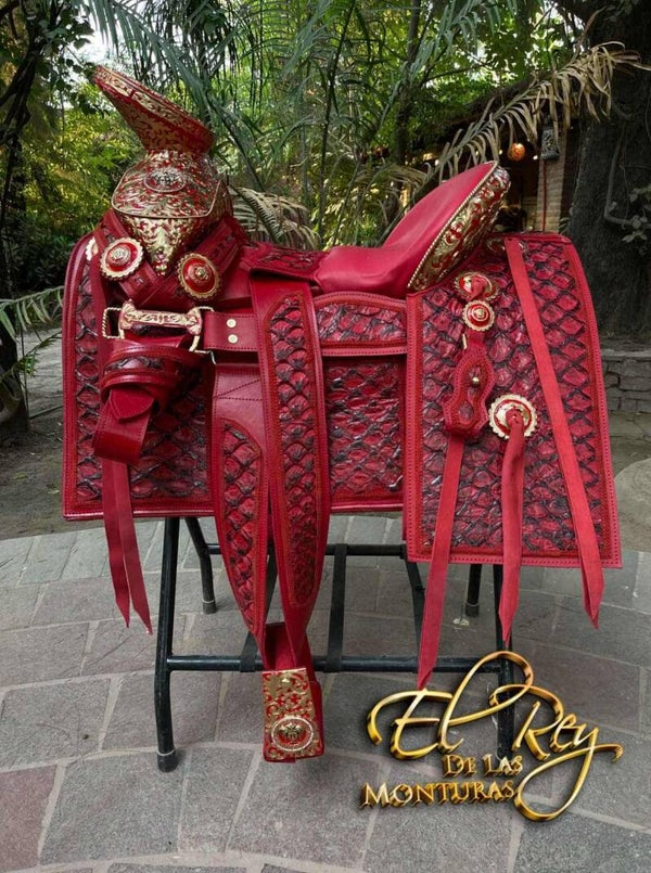 PIRARUCO JOYERIA CIRCONIAS CUADRADA