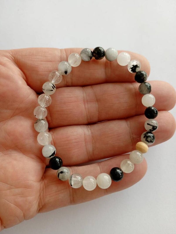 Quartz tourmaline