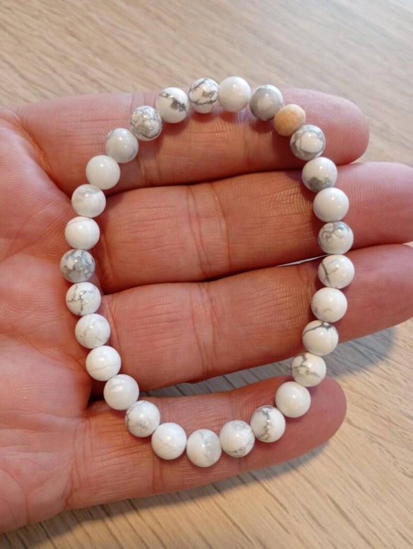 Howlite
