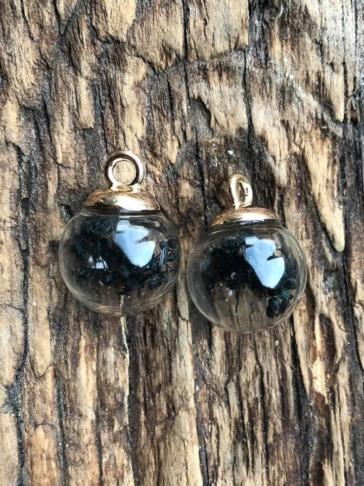 Bedel Gekleurd Glazen Bol Droogbloemen Zwart