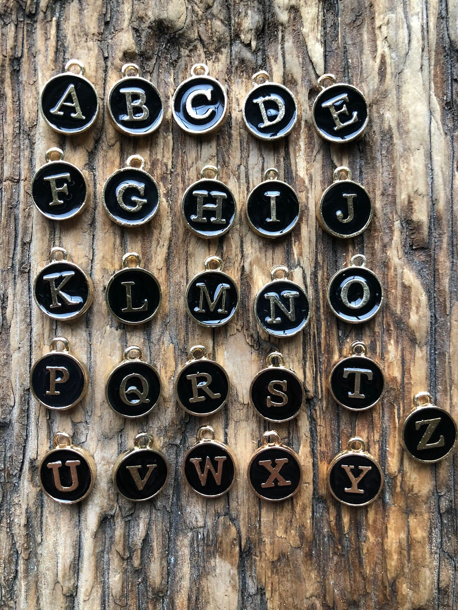 Bedels gekleurd letters Alfabet A tot Z zwart 24 stuks