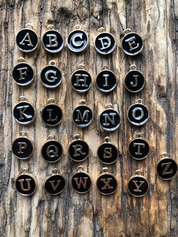 Bedels gekleurd letters Alfabet A tot Z zwart 24 stuks