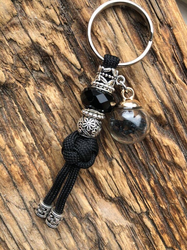 Paracord Sleutelhanger Droogbloemen Zwart