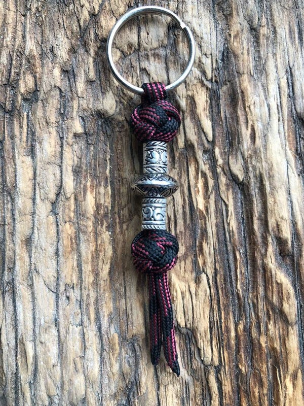 Paracord Sleutelhanger Rood-zwart