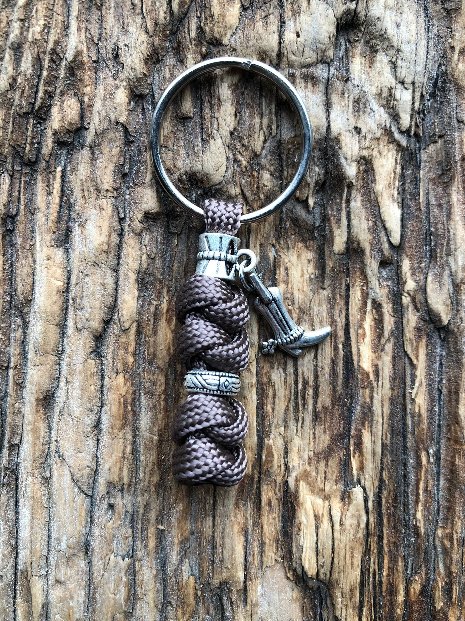 Paracord Sleutelhanger western Cowboylaars Khaki