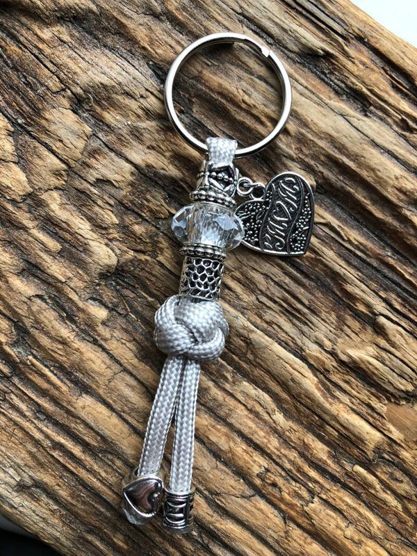 Paracord Sleutelhanger Mama licht grijs