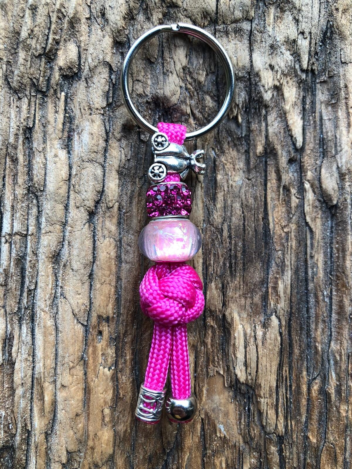 Paracord Sleutelhanger Koets Roze