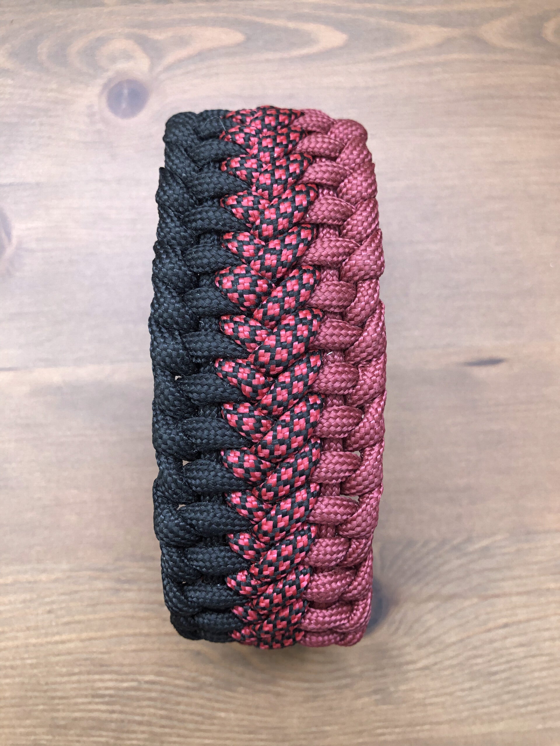 Paracord Armband Rood - Zwart breed