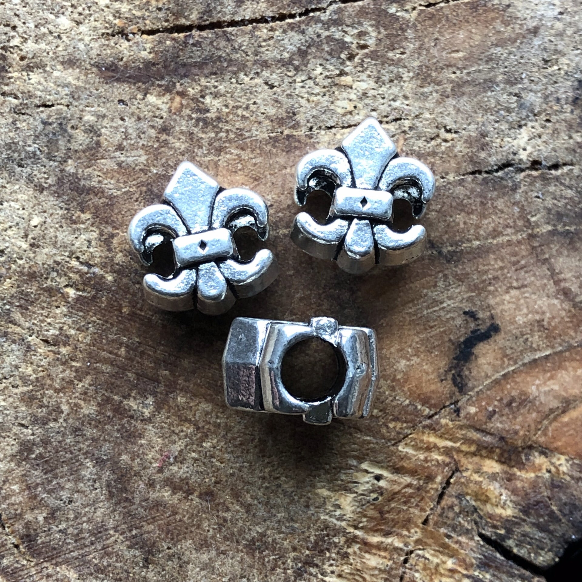 Fleur de lis Kraal