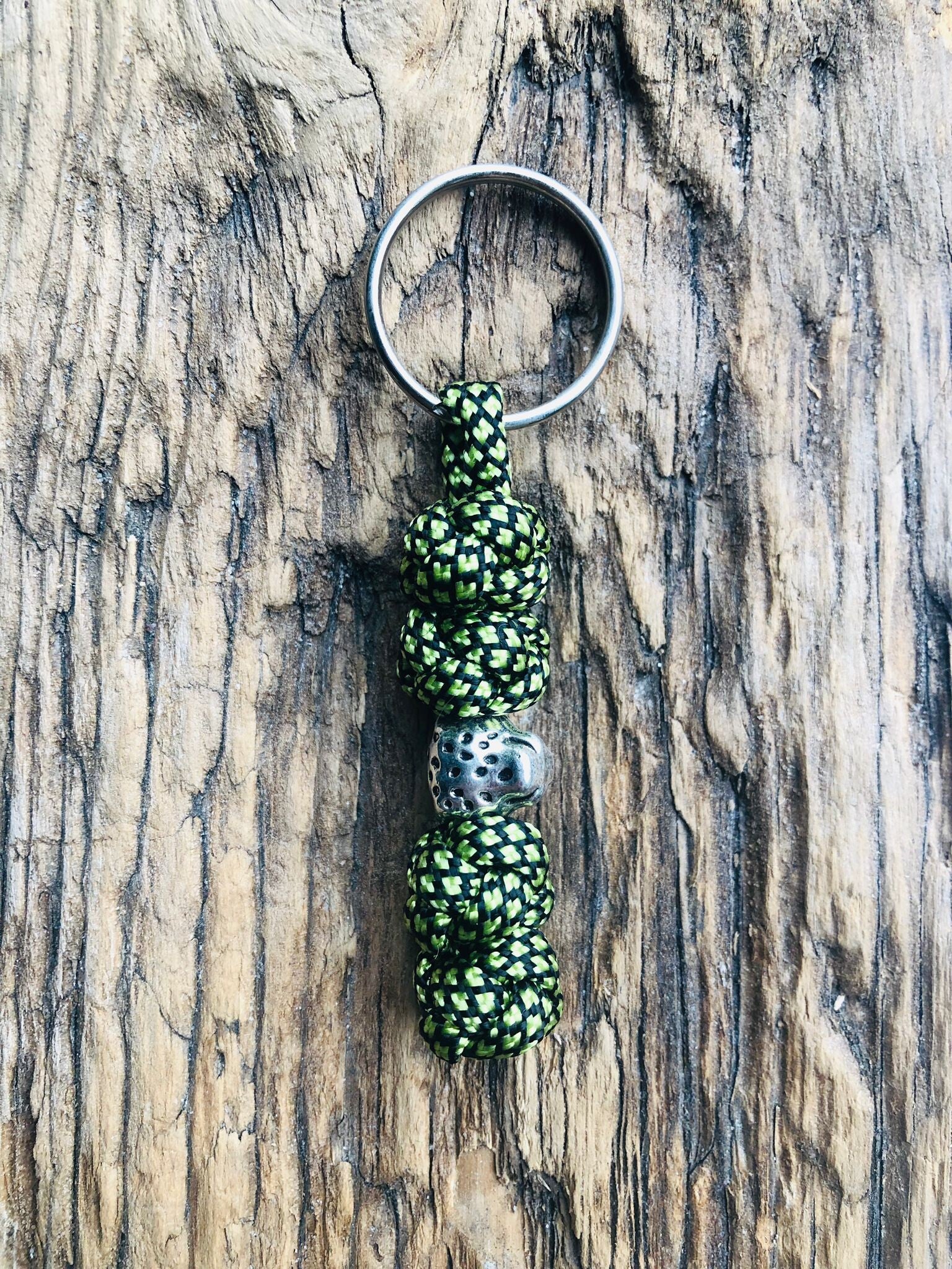 Paracord Sleutelhanger Panter Geel