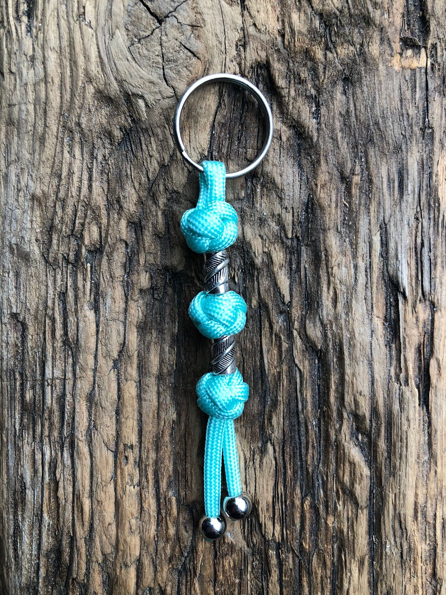 Paracord Sleutelhanger Blaadjes Turquoise