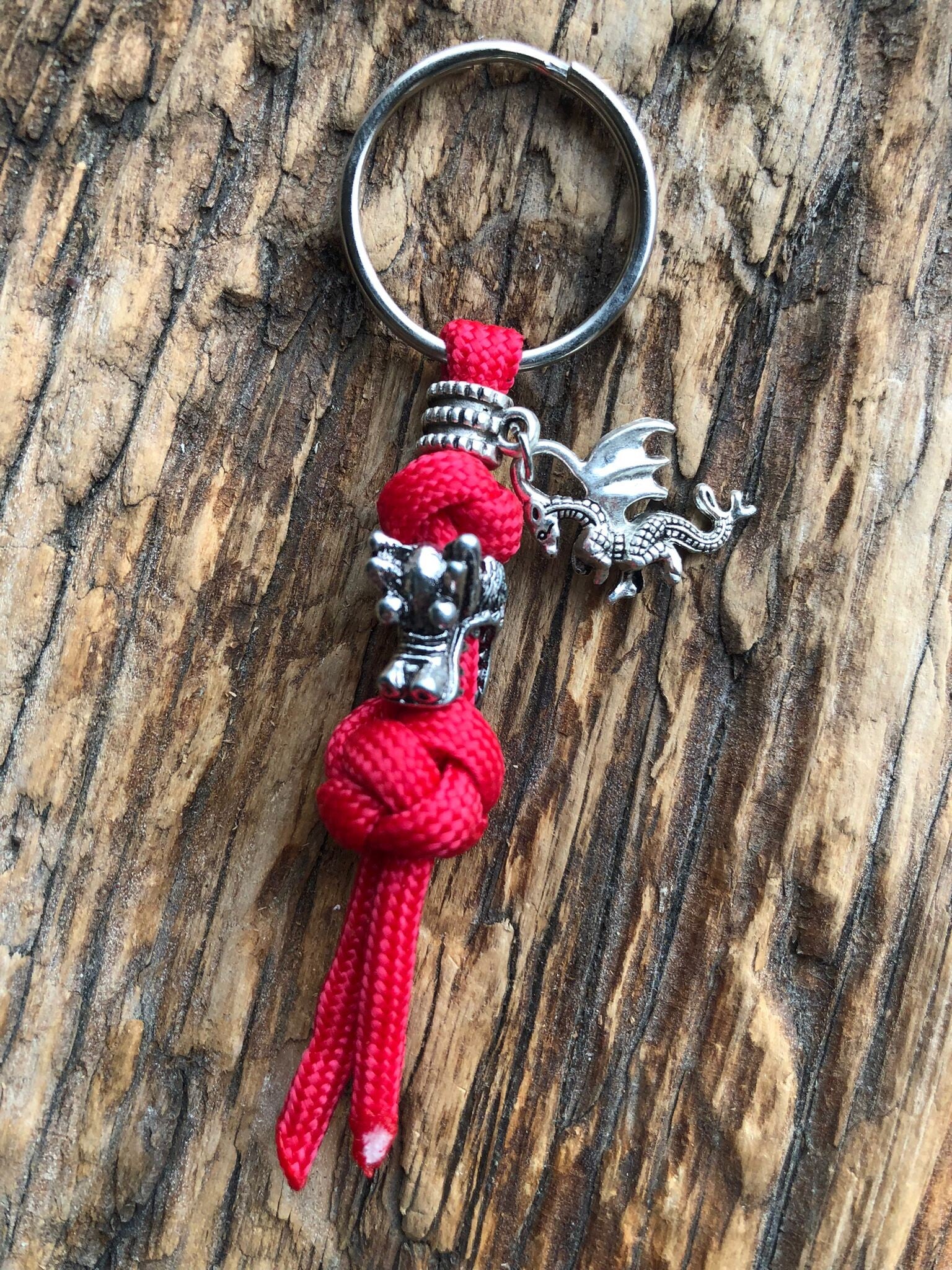 Paracord Sleutelhanger Draak Rood