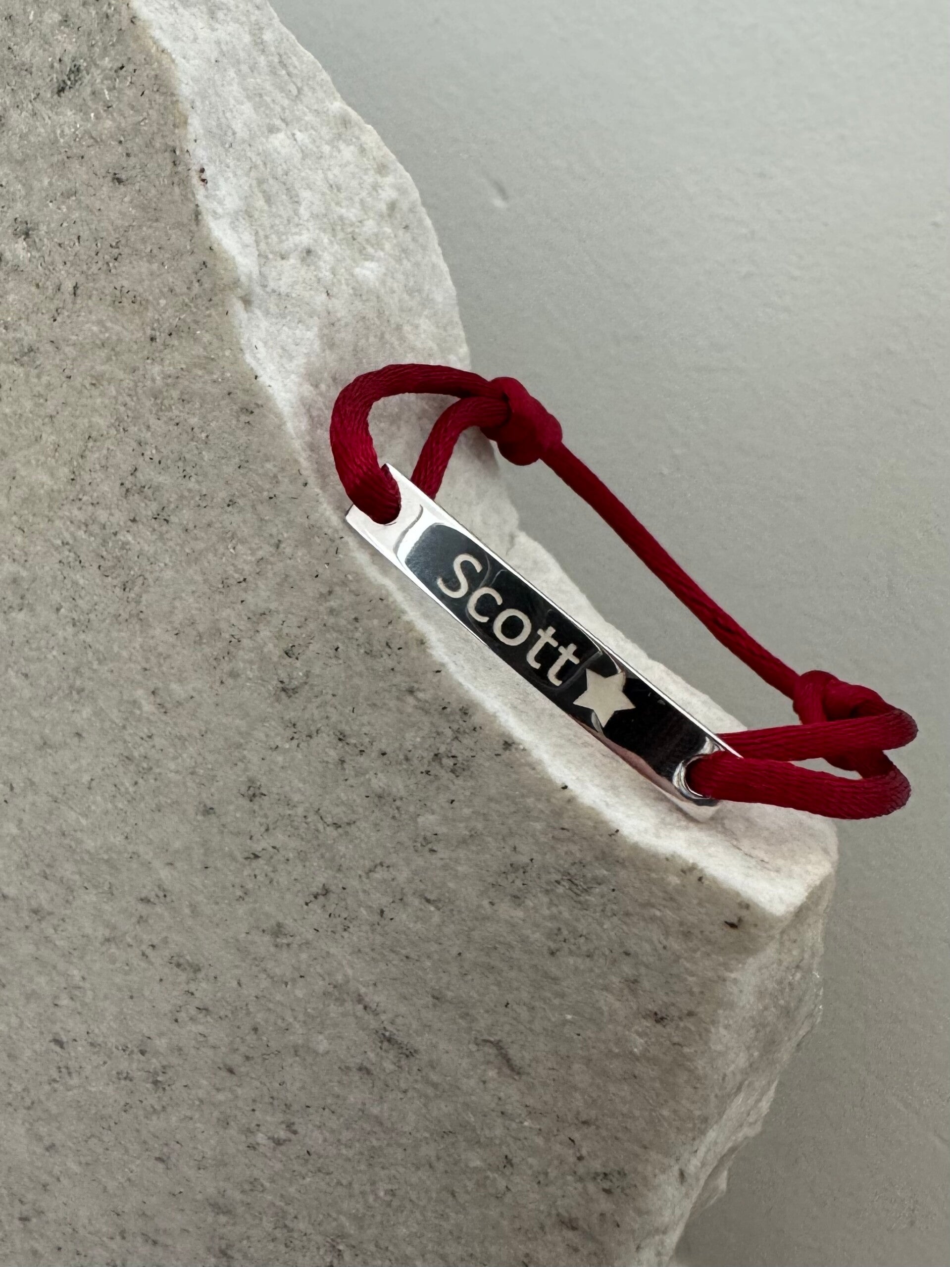 Armband Gravure Satin Cord