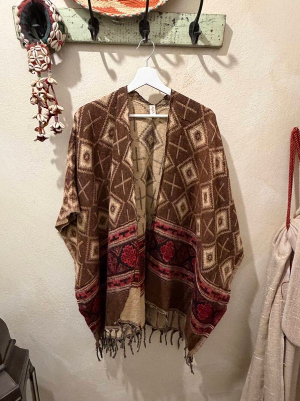 PONCHO CARDIGAN 1