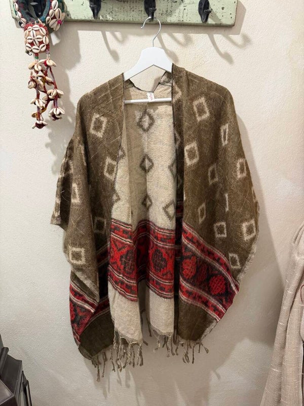 PONCHO CARDIGAN 2