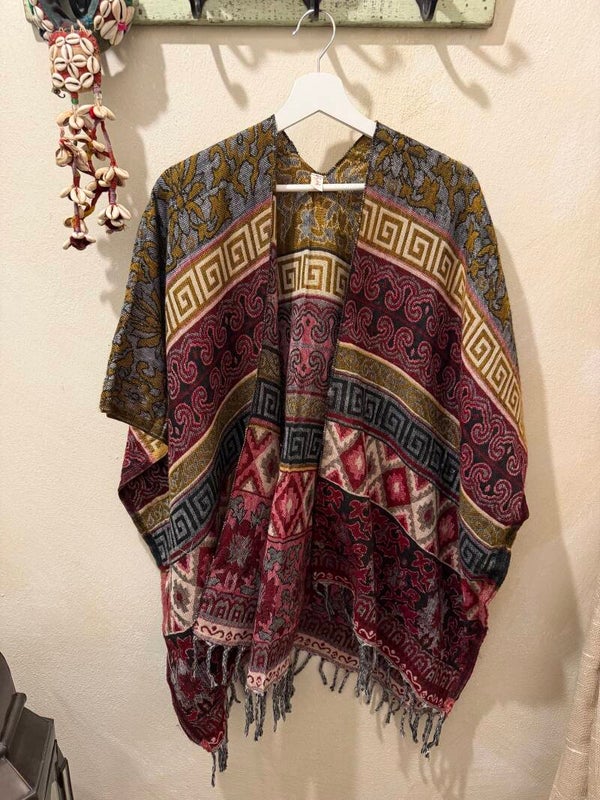 POMCHO CARDIGAN 4