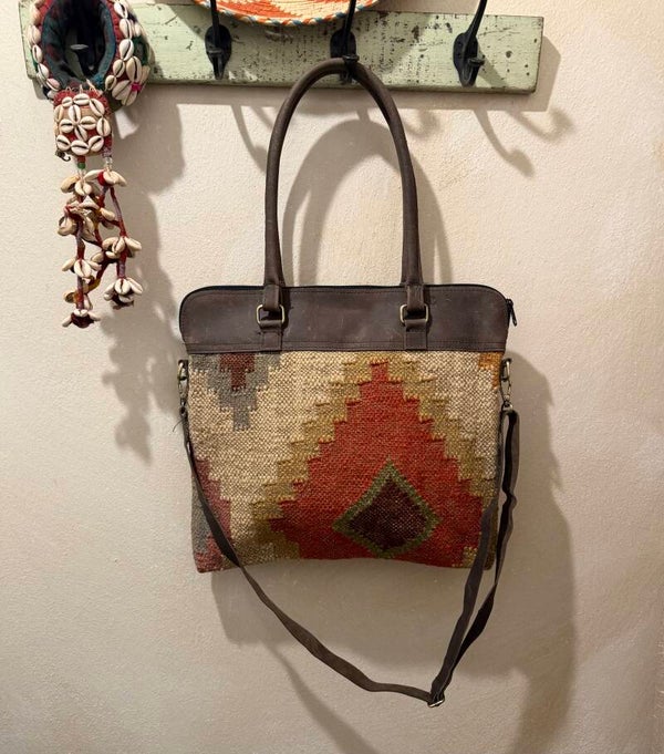TRACOLLA KILIM 2