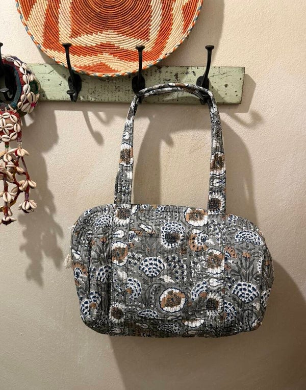SMALL WEEKEND BAG 4