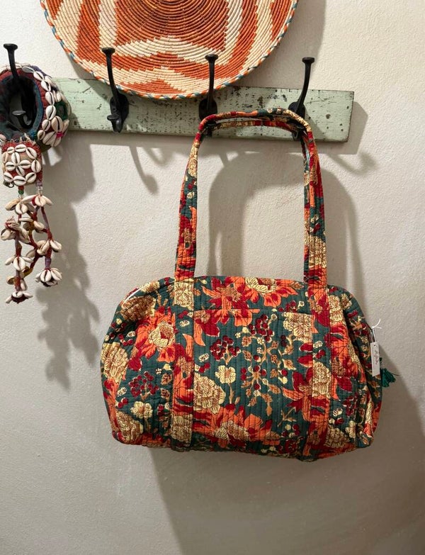 SMALL WEEKEND BAG 7