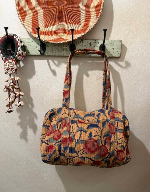 SMALL WEEKEND BAG 2