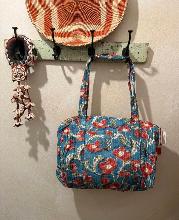 SMALL WEEKEND BAG 3