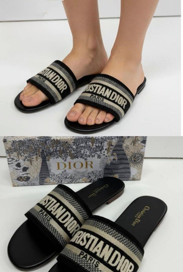 Ladies Sliders