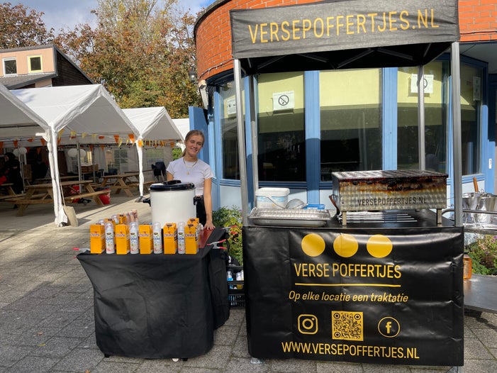 Poffertjeskraam huren en warme choco met slagroom