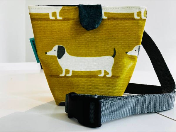 Leckerli-Bauchtasche Hund