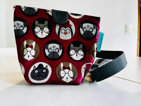 Leckerli-Bauchtasche mit Tiermotiv