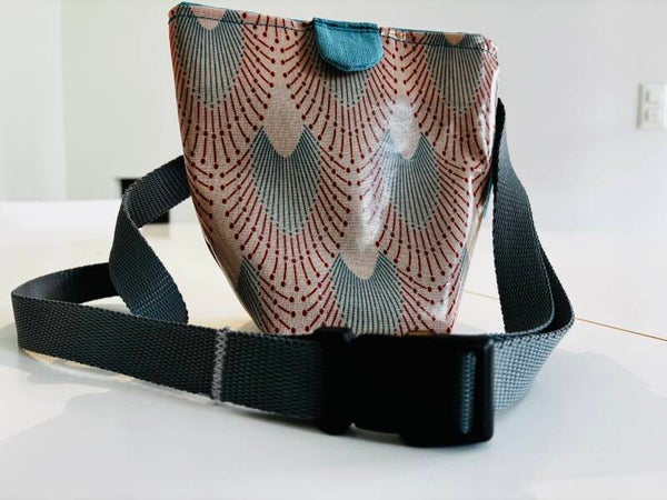 Leckerli-Bauchtasche Wave