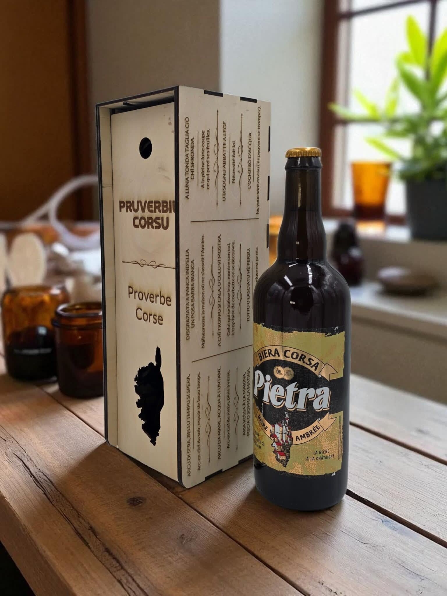 Coffret "PIETRA bière ambrée Corse 75Cl.