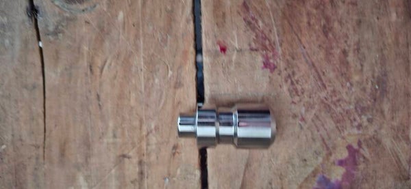 Long connector to pump