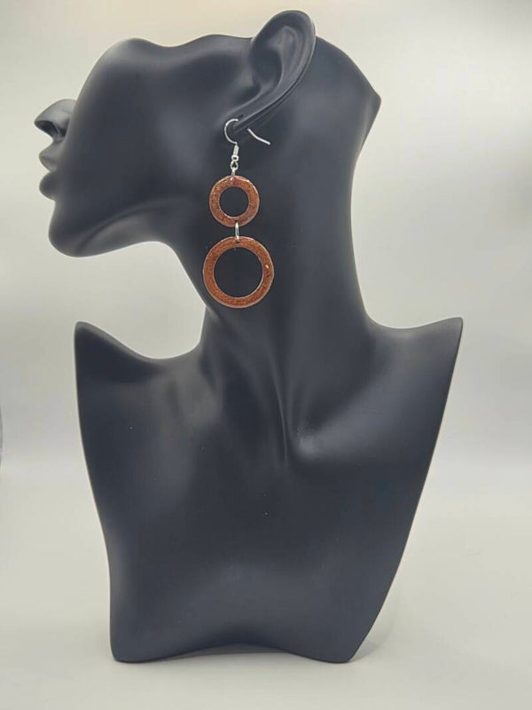 oucles d'oreilles « Éclipse » – Duo de Cercles en Résine Scintillante