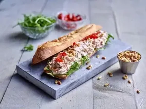 Broodje tonijn andalouse