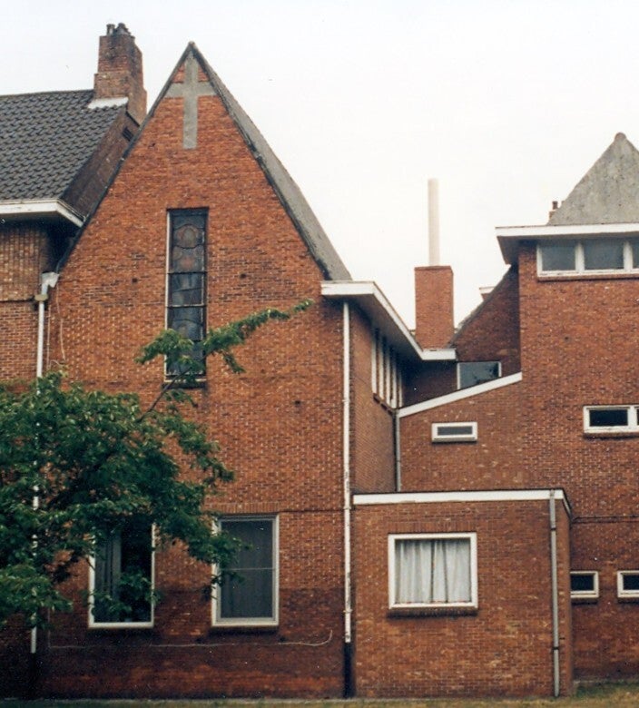 Foto uit 1994 van de achterzijde van de kapel (bron: Luc Damen).