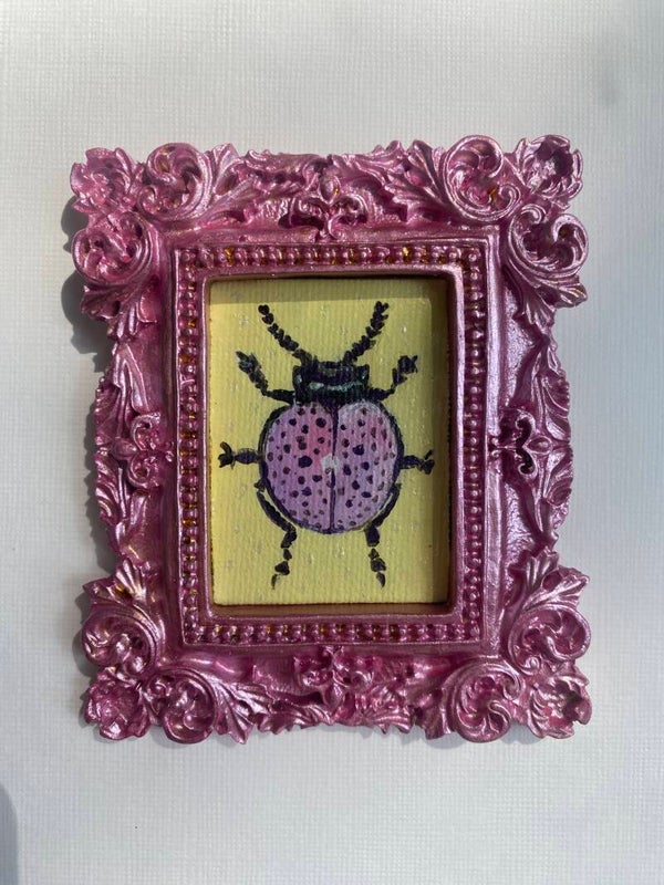 (Swan Market Store Nijmegen)Mini Acrylic Painting <An unknown insect but cute>