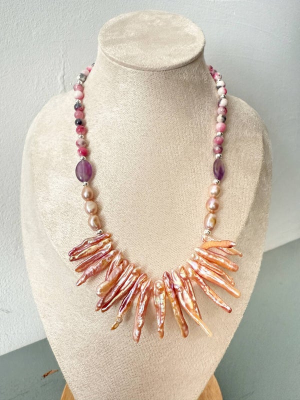 Handmade freshwater pearl necklace