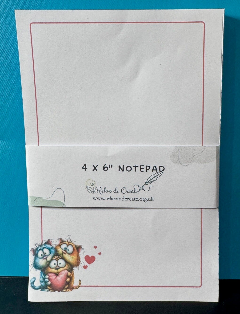 Whimsical Cats Notepad (4x6") - Cat Hearts with border