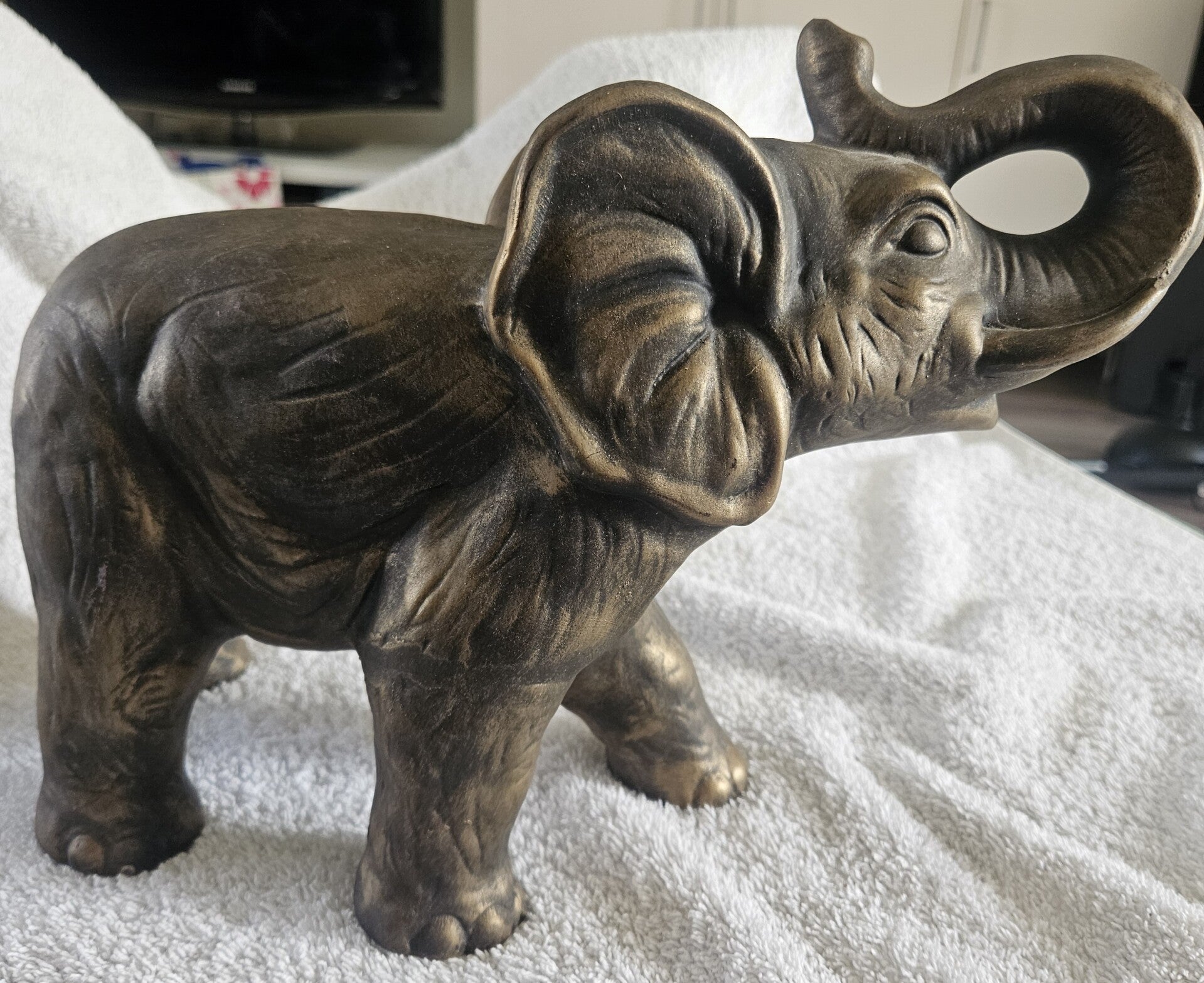 Olifant keramiek hol