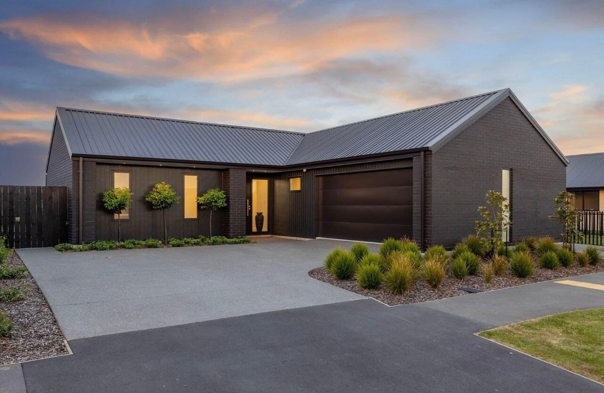 Commercial Property Cladding Irving Roofing and Cladding Services PTY LTD